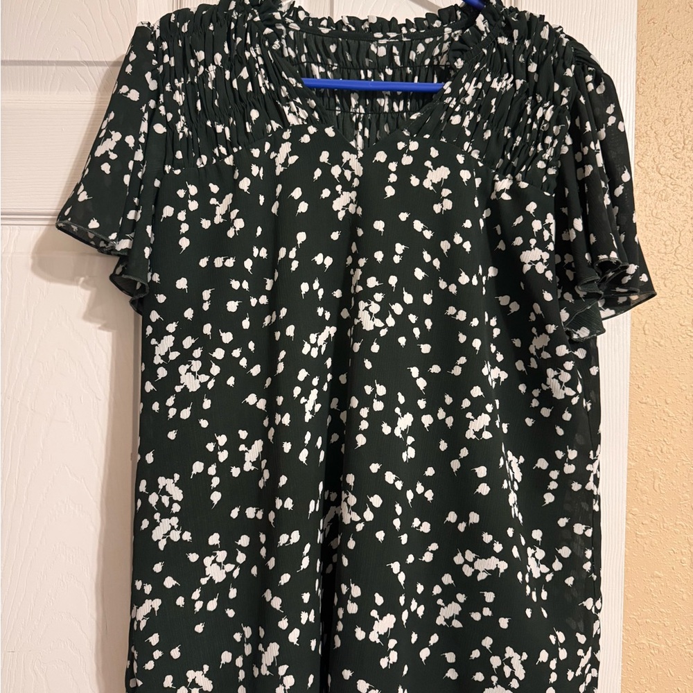 Women's Green Floral Top